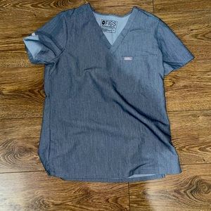 EUC Figs Catarina top size S